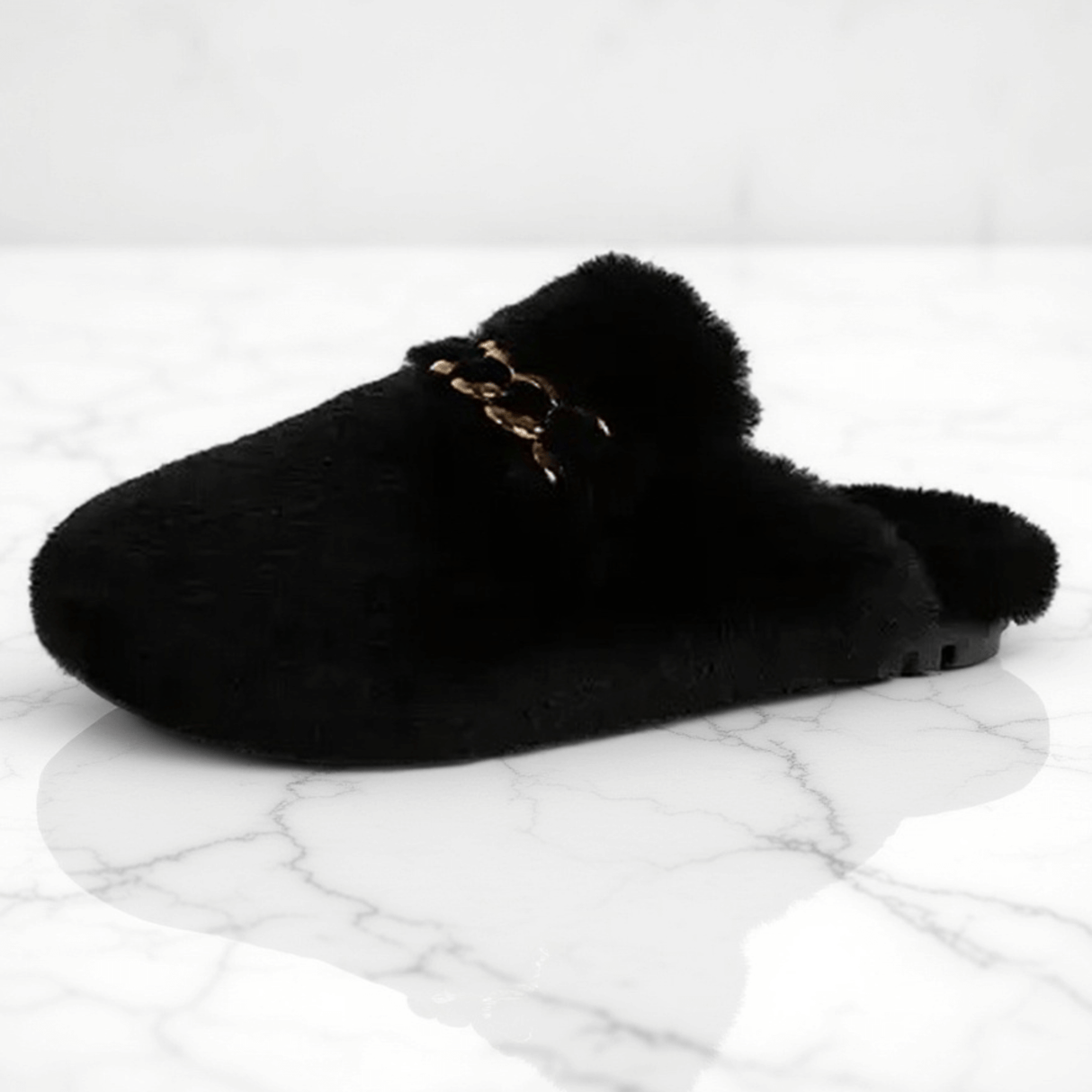 TeddyFinesse – Eleganta Faux-Fur Mule Tofflor med Guldkedja & Plyschig Komfort för Inomhus och Lätt Utomhusbruk