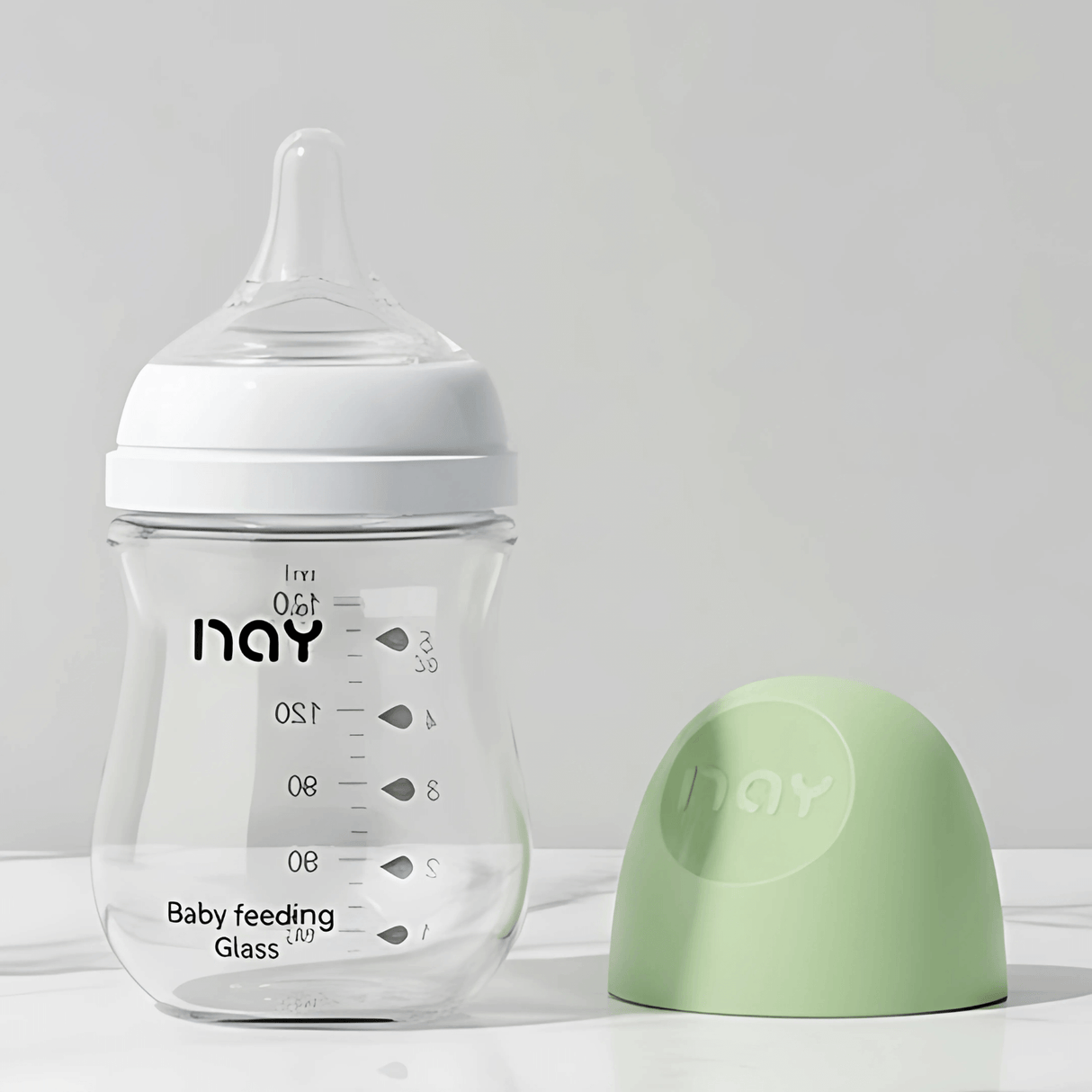 BabyFlow – Anti-Kolik Babyflaska i Glas med Mjukt Silikonnapp & Kontrollerad Flödesdesign