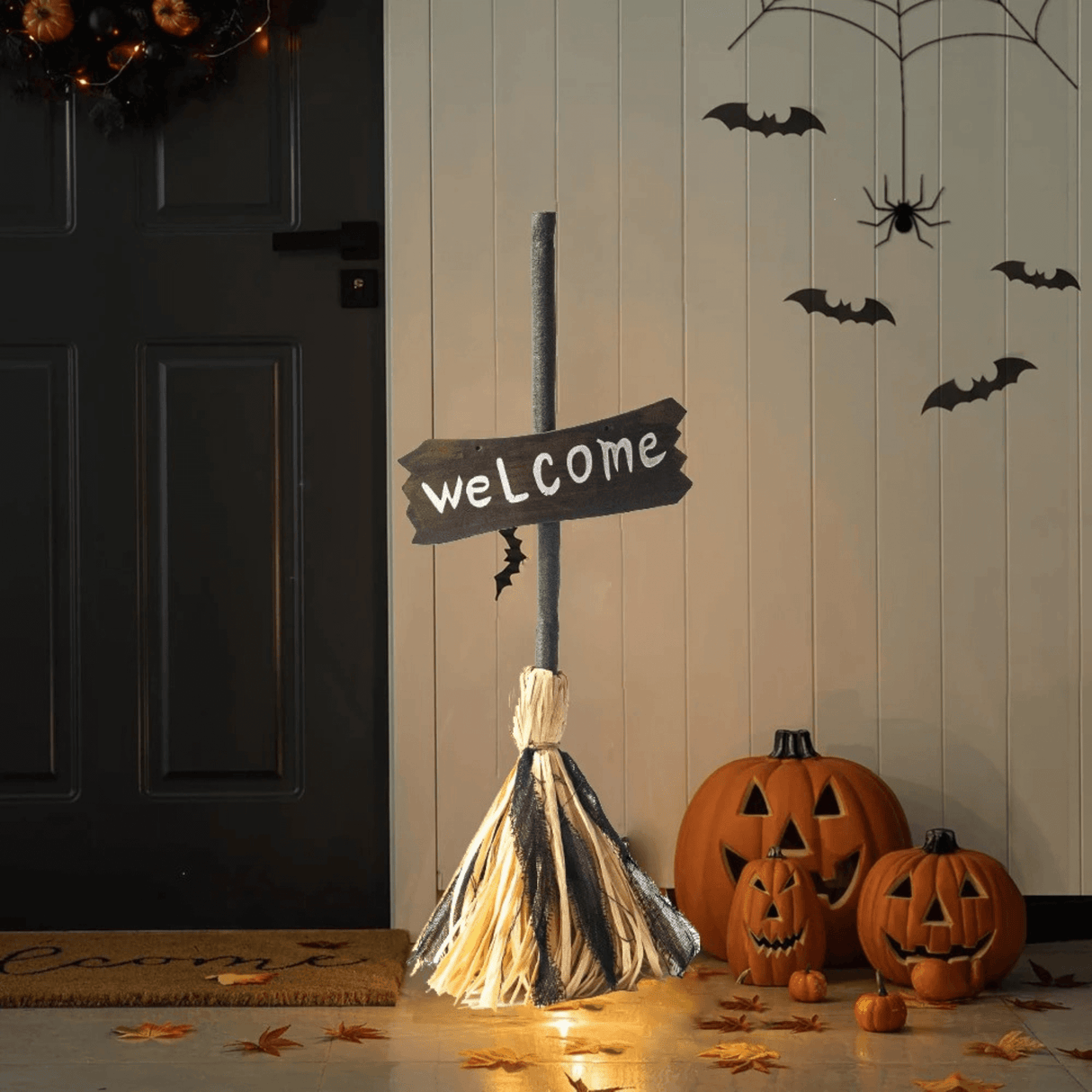 WitchGlide – Animerad Häxbroom Halloween Dekoration med Ljud och LED-ljus