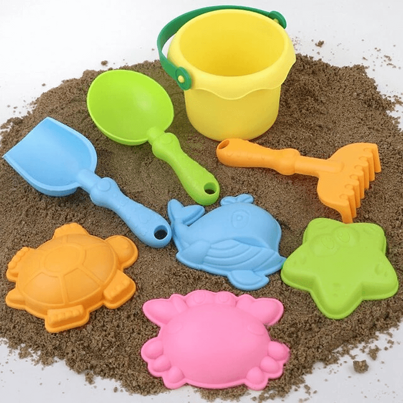 Interaktiva Strandleksaker för Barn – Hink med Fem Tillbehör, Robust och Lärorik