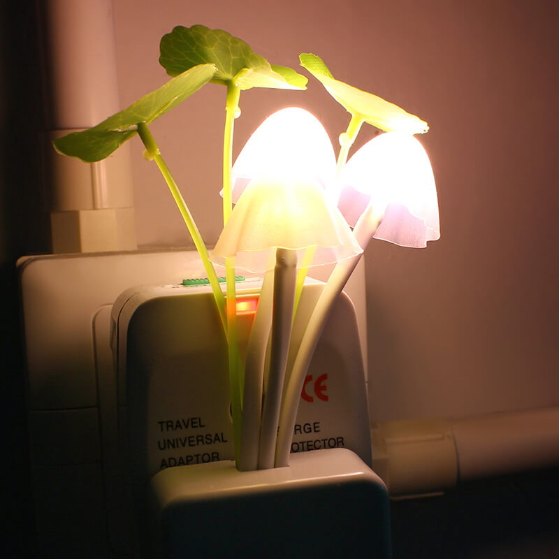 GlowLush – Sensorstyrd LED Nattlampa med Svampdesign | Mjuk Belysning för Drömmiga Kvällar