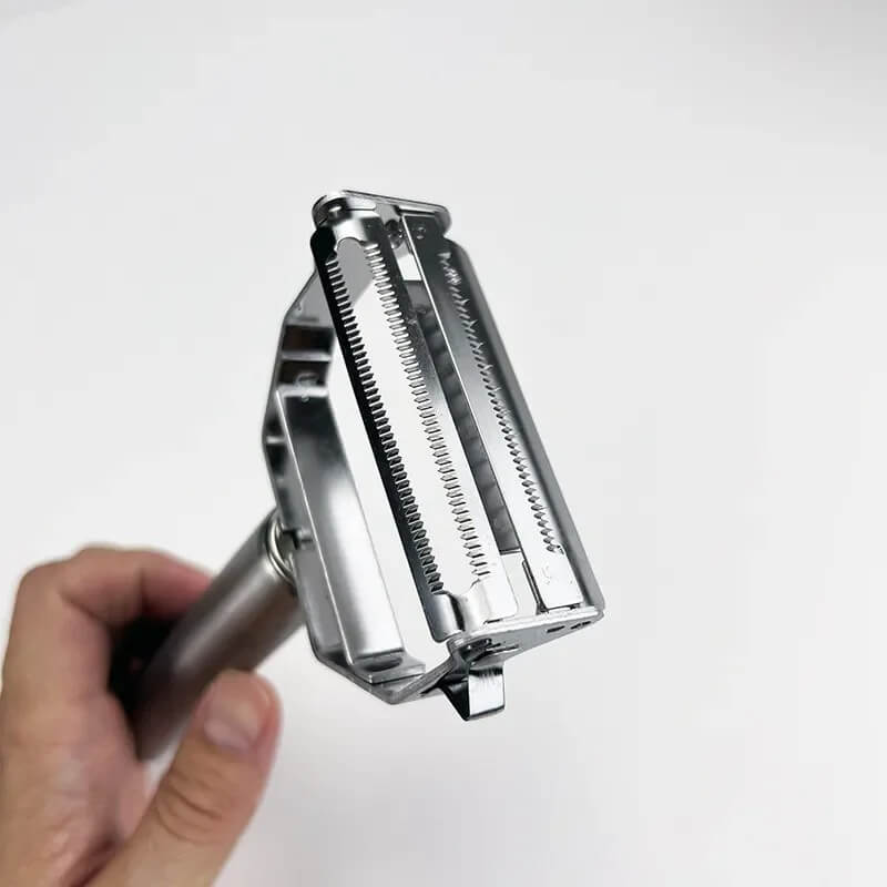 EasyGrate – Multifunktionell 4-i-1 Skalare och Rivjärn i Rostfritt Stål | Smidig och Snabb Skärning i Köket