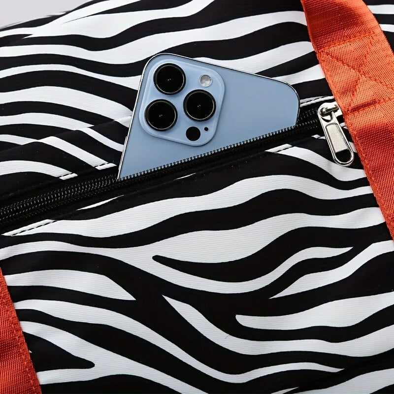 SafariStyle – Resväska i Djurmönster | Mångsidig Axelväska för Träning och Weekendresor