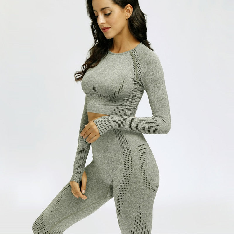 Grand lot de vêtements de sport pour femmes