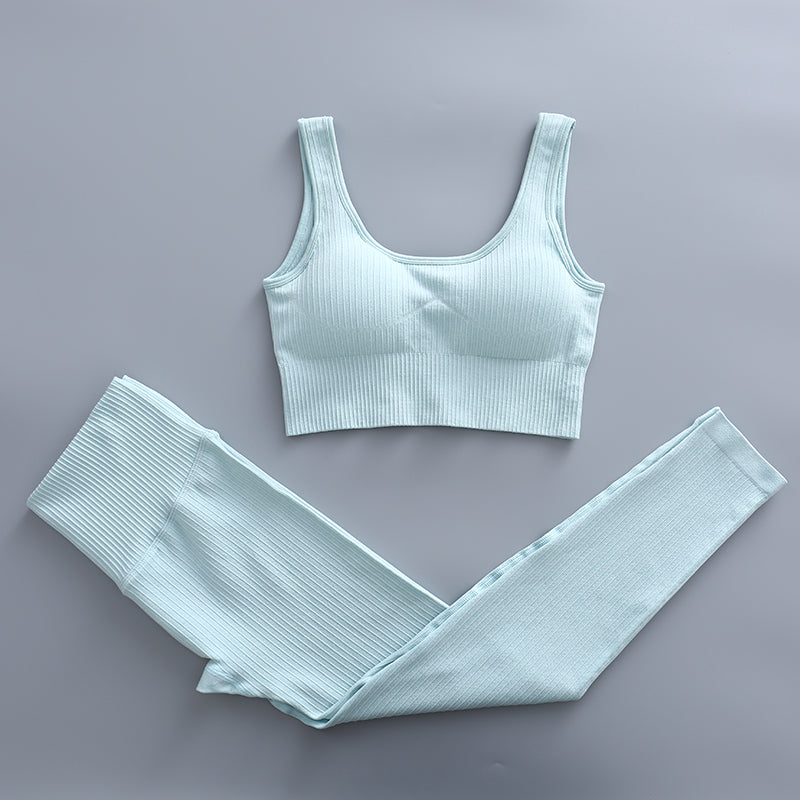 Ensemble de sport avec haut au choix pour femme