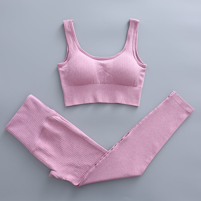 Ensemble de sport avec haut au choix pour femme