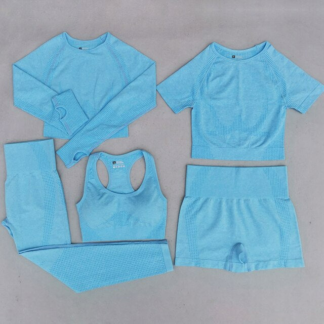 Grand lot de vêtements de sport pour femmes