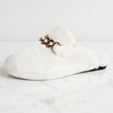 TeddyFinesse – Eleganta Faux-Fur Mule Tofflor med Guldkedja & Plyschig Komfort för Inomhus och Lätt Utomhusbruk