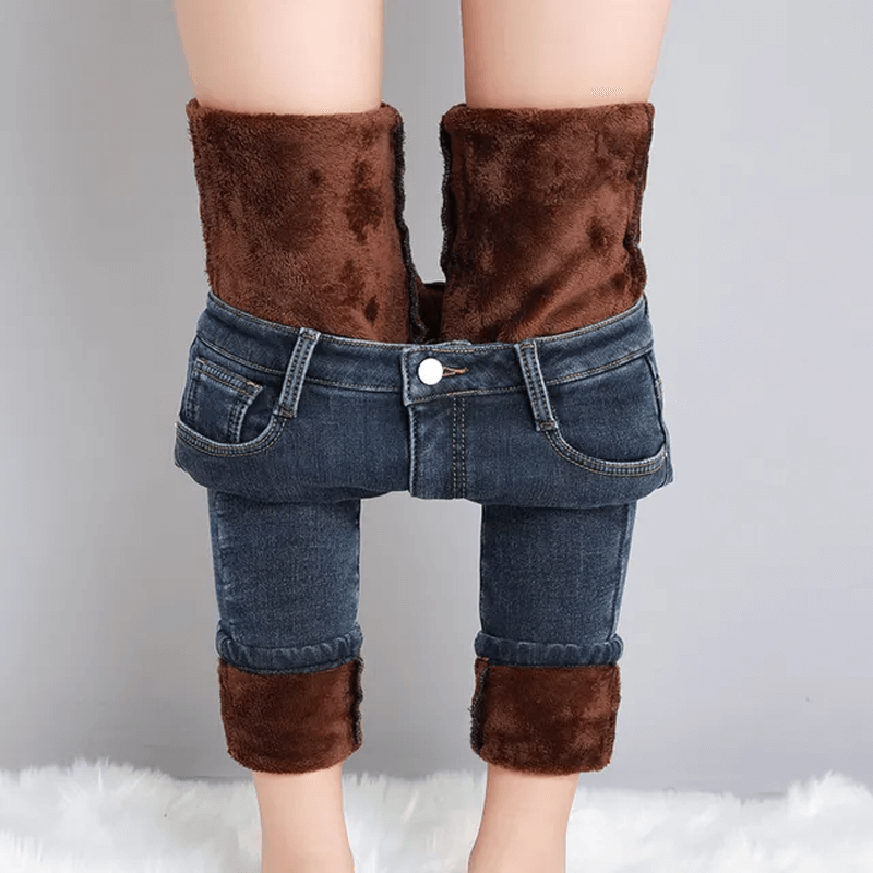 Jeans moulants et chauds