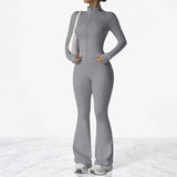 AeroFlare – Hurtigtørkende treningssett for kvinner med slim fit-jakke og utsvingte tights for yoga, trening og hverdagsbruk