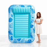 SolRaft – Uppblåsbar Vattensäng och Solbadslounger för Vuxna med Avtagbart Nackstöd och 2 Mughållare – Portabel Pool och Flytlounger – 177 × 117 cm