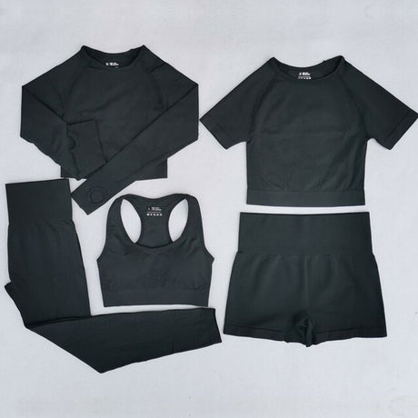 Grand lot de vêtements de sport pour femmes