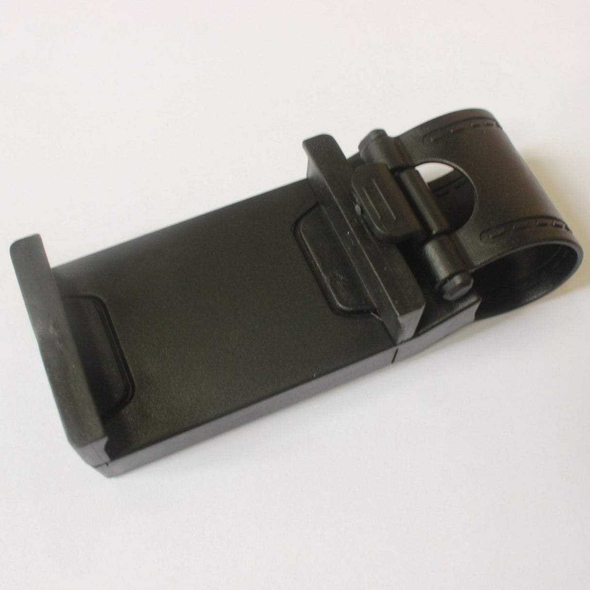Support universel pour téléphone portable à fixer sur le volant