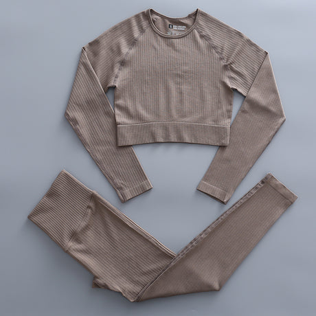 Ensemble de sport avec haut au choix pour femme