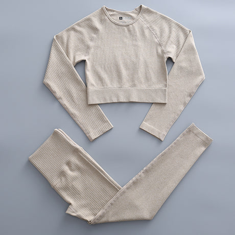Ensemble de sport avec haut au choix pour femme
