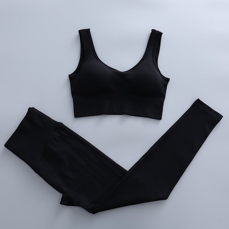 Ensemble de sport avec haut au choix pour femme